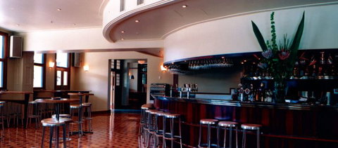 Harbour View Hotel - Pubs and Clubs 5