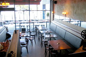 Grissini Cafe Wine Bar - Pubs and Clubs 0