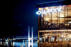  Pubs and Clubs