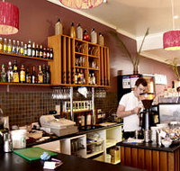 Moka - Pubs and Clubs
