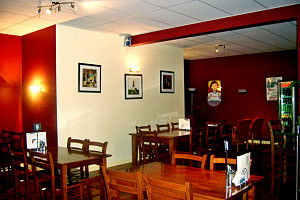  Pubs and Clubs