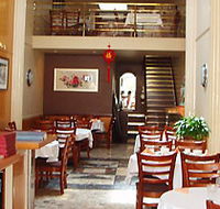 Ru Inn - Pubs and Clubs