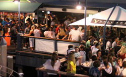 Main Beach QLD Pubs and Clubs