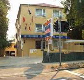 Greenwich Inn Hotel - Go Out