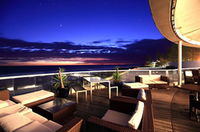 Pointbreak Bar and Grill