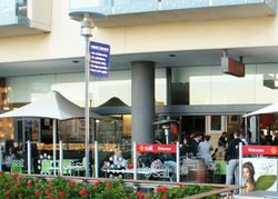Salt Bar And Restaurant - Pubs and Clubs 0