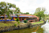 Book Maribyrnong Accommodation Vacations Pubs and Clubs Pubs and Clubs