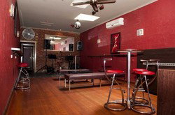 Reunion Bar - Pubs and Clubs 1