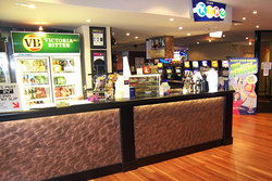 Leighoak Hotel - Pubs and Clubs 1