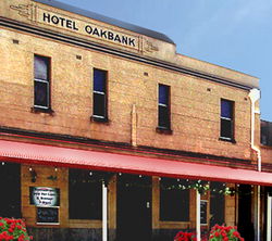Oakbank Hotel - Pubs and Clubs 2