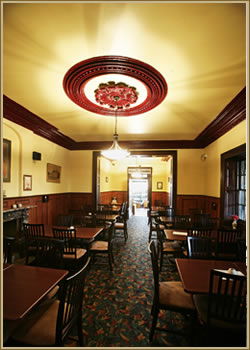 Macquarie Arms Hotel - Pubs and Clubs 2