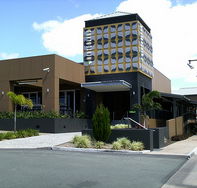 Hinterland Hotel - Go Out