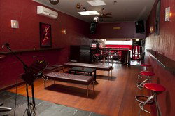 Reunion Bar - Pubs and Clubs 2