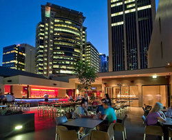 The Exchange Hotel - Go Out 3