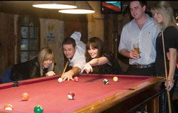 Brackenridge Tavern - Pubs and Clubs 3