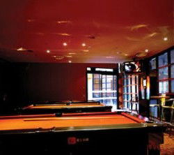 Guildford Hotel - Go Out 3