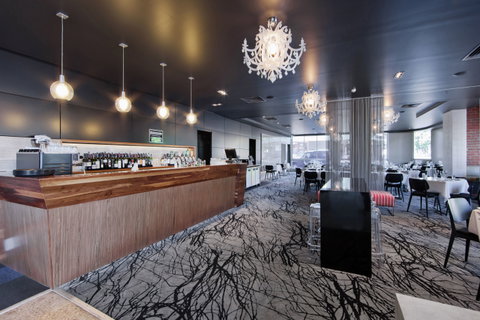 The Cremorne Hotel - Pubs and Clubs 6