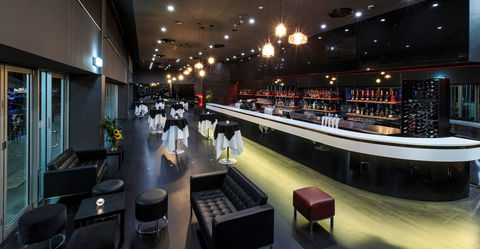 Watermark Docklands - Pubs and Clubs 3