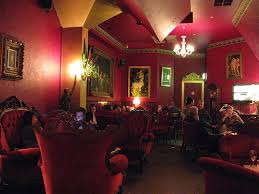 Polly Bar - Pubs and Clubs 4