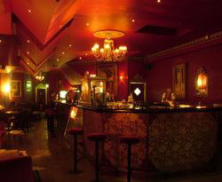 Polly Bar - Pubs and Clubs 7