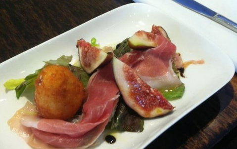 Galley Foods Restaurant - Pubs and Clubs 3