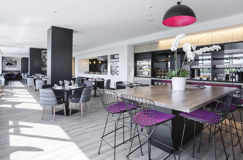 MRepublic Restaurant, Bar And Lounge - Pubs and Clubs 0