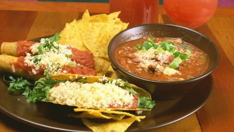 Montezuma's Mesa Noosa Heads - Pubs and Clubs 2