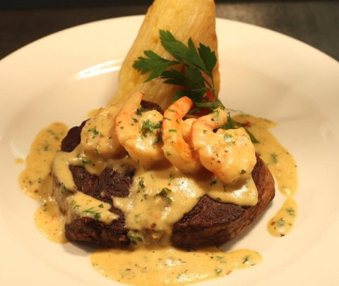 Garlic Clove Restaurant - Go Out 0