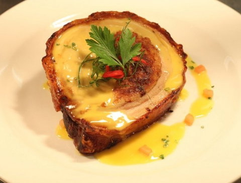 Garlic Clove Restaurant - Go Out 1