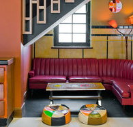 Royal Sovereign Hotel - Pubs and Clubs