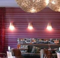 Golden Fleece Hotel - Pubs and Clubs