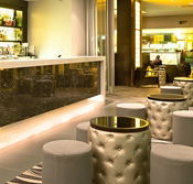 The Breakwater - Pubs and Clubs