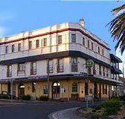 The Grand Hotel - Kiama - Pubs and Clubs