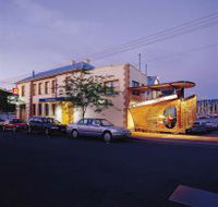 Waterfront Hotel - Pubs and Clubs