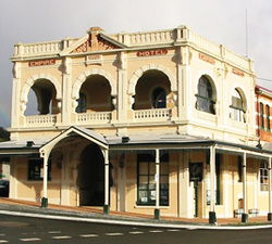 Empire Hotel - Go Out 0