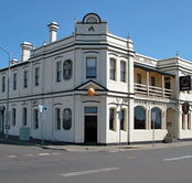 Alexander Hotel - Go Out