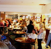 Ocean Beach Hotel - Pubs and Clubs