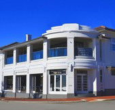 Cottesloe Beach Hotel - Pubs and Clubs