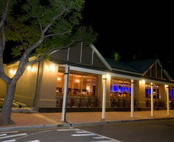 Maylands Hotel - Go Out 2