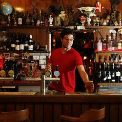 Railway Hotel - Pubs and Clubs 3