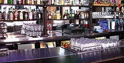 Brass Monkey Hotel - Pubs and Clubs 3