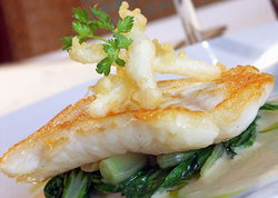 Spinnaker Restaurant And Bar - Pubs and Clubs 3