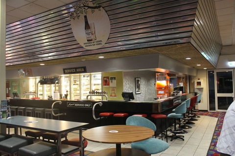 Tracy Village Social And Sports Club - Pubs and Clubs 4