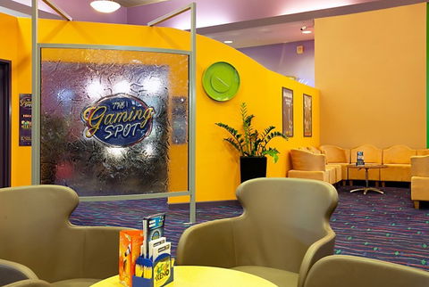 The Palmerston Sports Club Inc - Pubs and Clubs 0