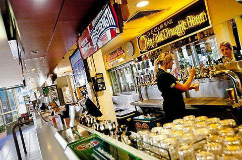 The Palmerston Sports Club Inc - Pubs and Clubs 1