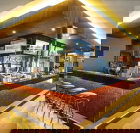 Boatshed Restaurant - Pubs and Clubs