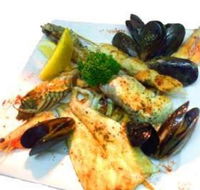 Bistro310 - Pubs and Clubs