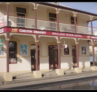 Elwick Hotel - Pubs and Clubs