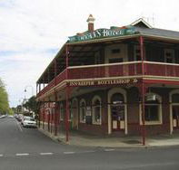 Ryans Hotel - Go Out