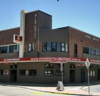 The Pier Hotel Botany - Pubs and Clubs